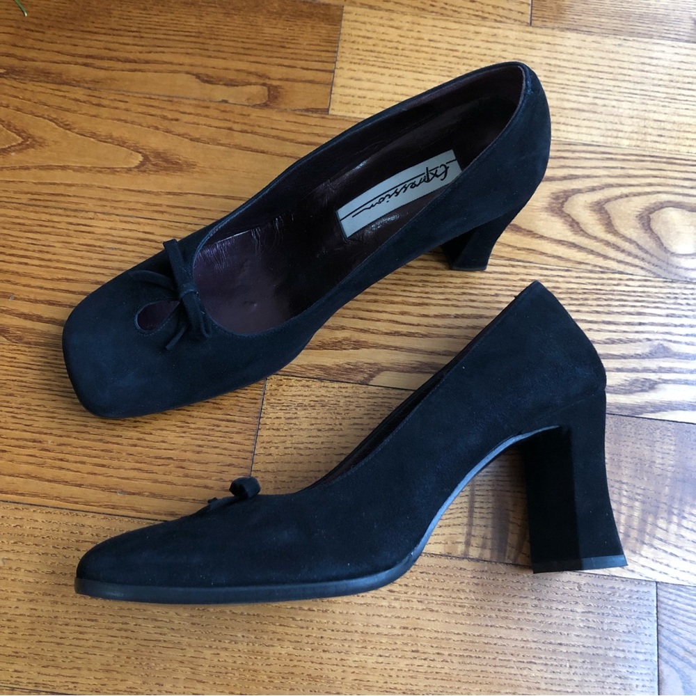 VINTAGE SUEDE HEELS BLACK PUMPS